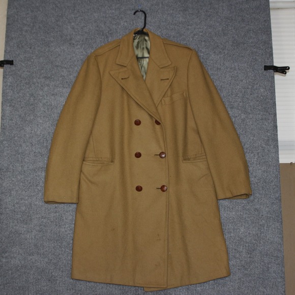 Hart Schaffner Marx Other - Hart Schaffner Marx Overcoat Mens 46R Tan Wool‎ Double Breasted